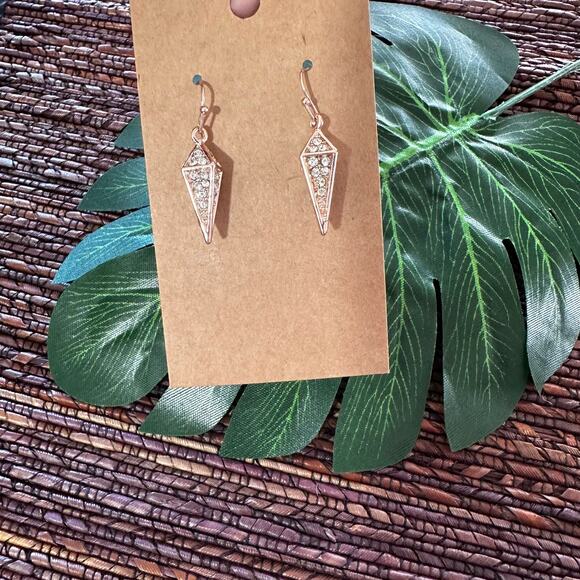 BOGO FREE TRIANGLE CRYSTAL DROP ROSE GOLD EARRINGS - Picture 2 of 7